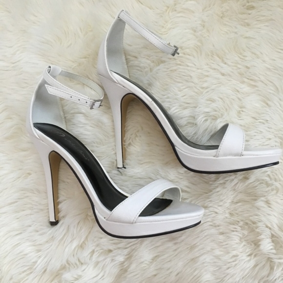 White Heels - Picture 2 of 7